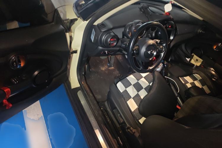 Used MINI 2016 1.5T COOPER
