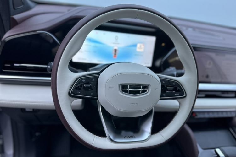 Used Geely Auto Monjaro L 2024 2.0TD High-Power Automatic Two-Wheel Drive Yunqi Version