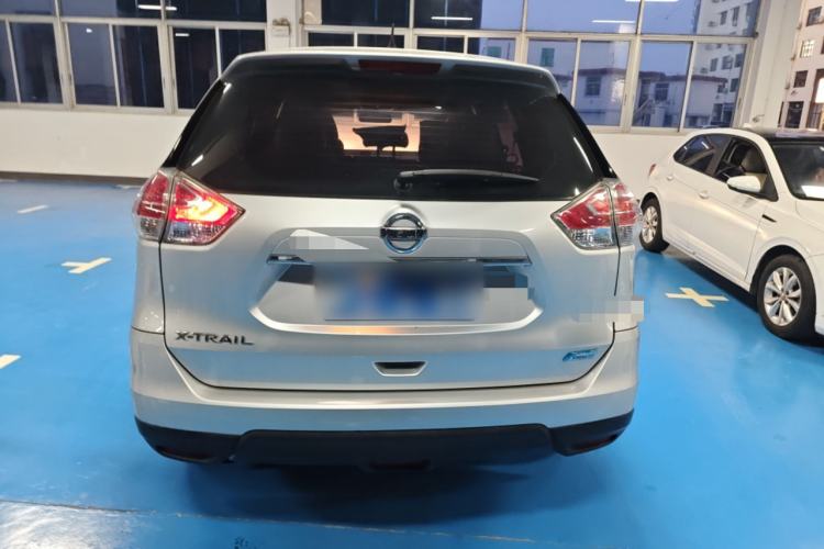 Used Nissan X-Trail 2015 2.0L CVT Comfort MAX Edition 2WD