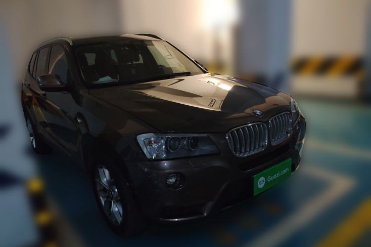 Used BMW X3 2012 xDrive28i Leading Model Front Right 45 Deg