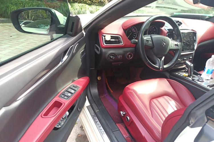 Used Maserati Ghibli 2021 2.0T Sharp Edition
