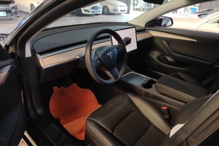 Used Tesla Model 3 2022 Rear-Wheel-Drive Version Left Front Seat