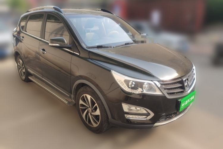 Used Baojun 560 2016 1.8L Manual Luxury Edition Front Right 45 Deg