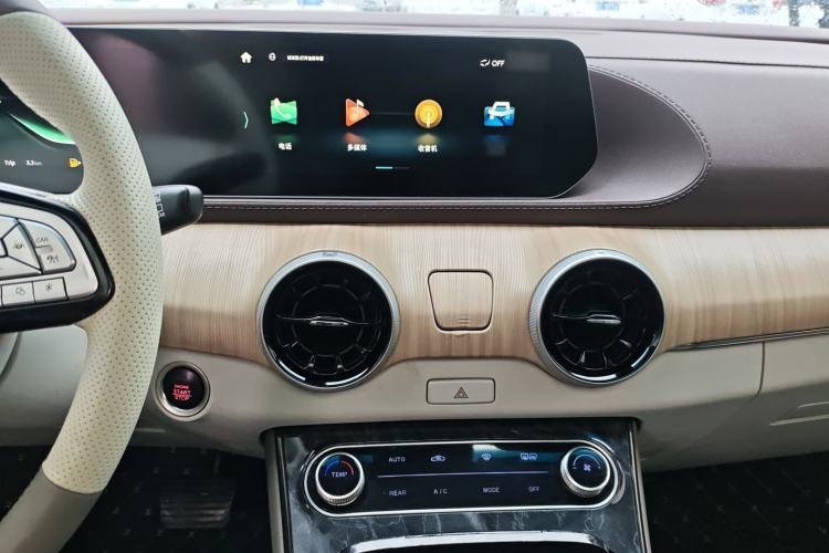 Used FORTHING Yacht 2022 1.5T DCT Chasing-the-Waves Edition