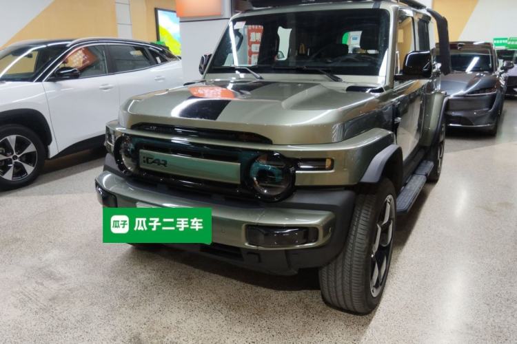 Used iCAR V23 2025 501 Four-Wheel Drive Advanced Version
