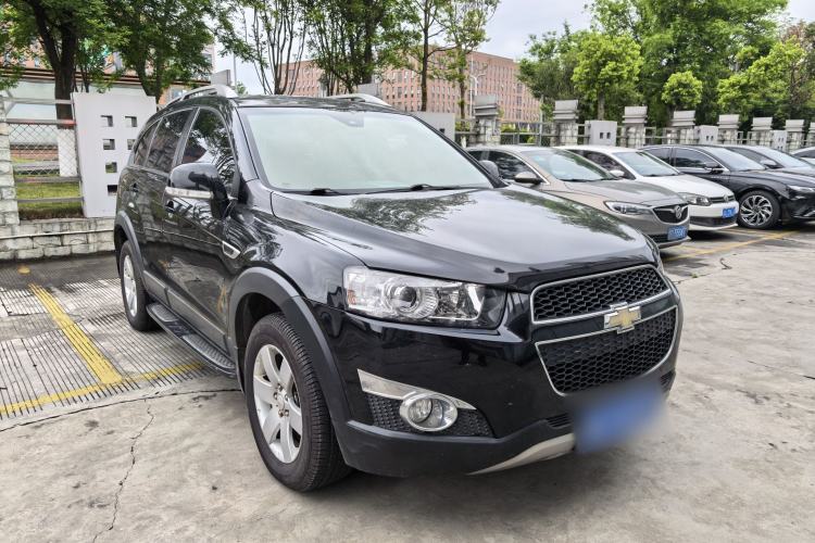Used Chevrolet Captiva 2014 2.4L 4x4 Luxury Edition 5 Seats Exterior 1