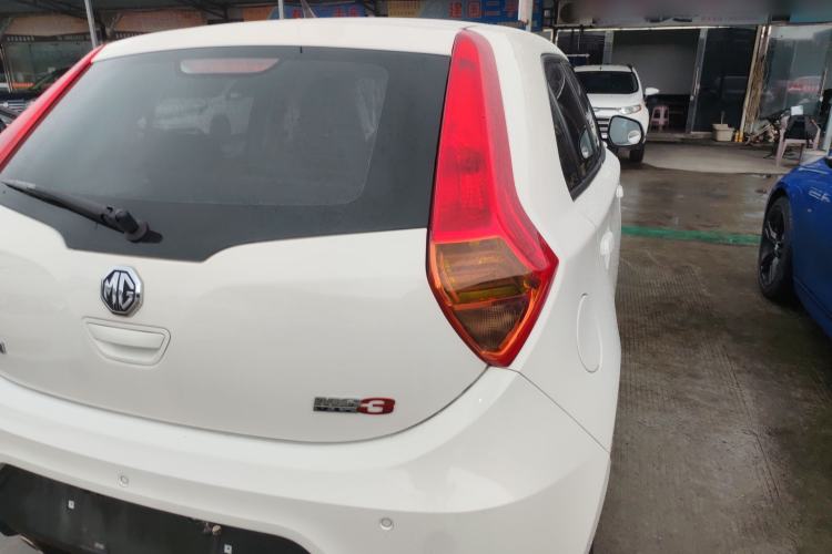 Used MG 3 2014 1.5L AMT Elite Edition
