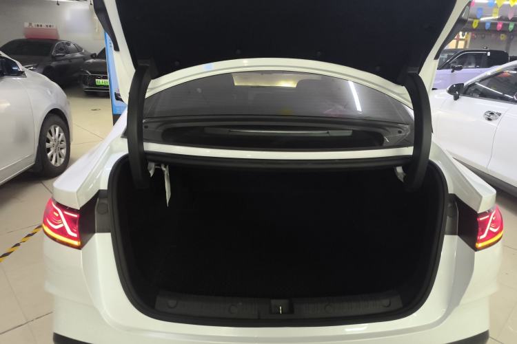 Used BYD Qin L 2024 DM-i 120KM Leading Model