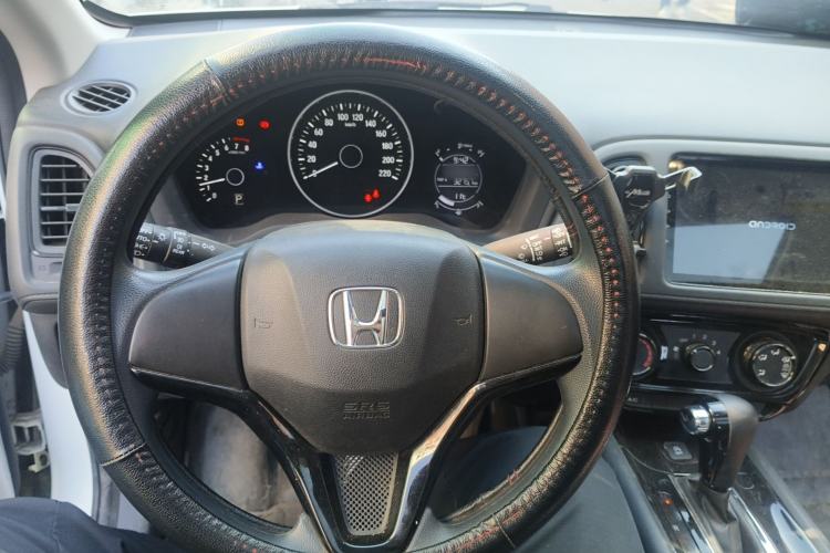 Used Honda Vezel 2020 1.5L CVT Elite Edition
