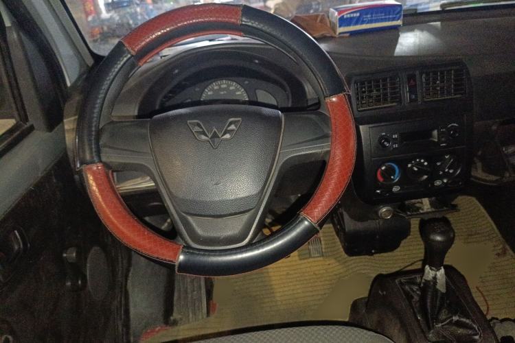 Used Wuling Rongguang 2012 1.5L Extended Basic Version
