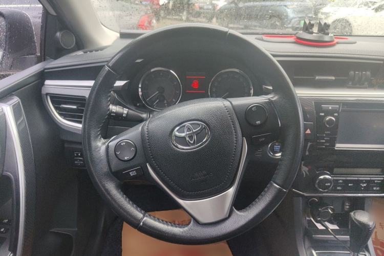 Used Toyota Corolla 2014 1.6L CVT GLX-i

