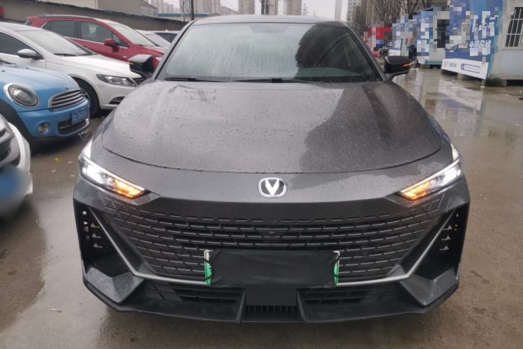 Used CHANGAN UNI-V iDD 2023 Zhidian iDD 1.5T 113km Smart & Fun Version (Rapid Edition)
