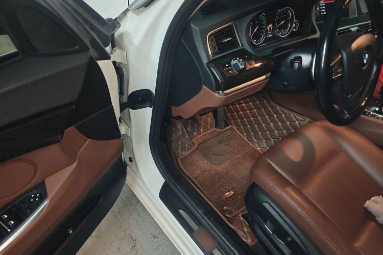 Used BMW 5 Series GT 2014 535i Leading Model Driver Seat