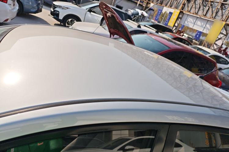 Used Venucia D50 2015 1.6L Manual Fashion Edition