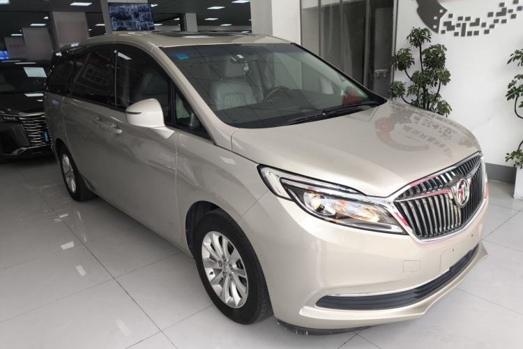 Used Buick GL8 2018 ES 28T Comfort Model China VI Standard Front Right 45 Deg