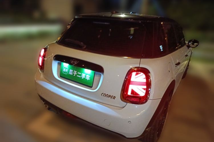 Used MINI 2021 1.5T COOPER Artist
