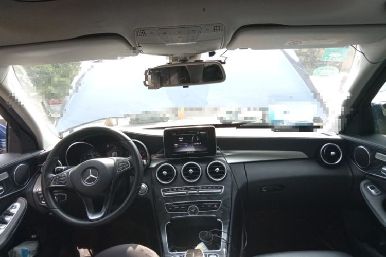 Used Mercedes-Benz C-Class 2018 C 200 L Sport Edition Center Console