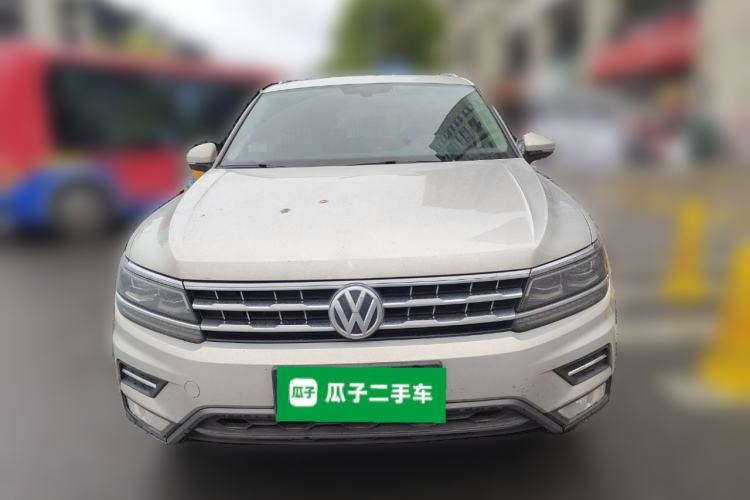 Used Volkswagen Tiguan L 2018 380TSI Automatic All-Wheel Drive Luxury Edition Front