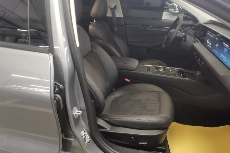 Used Ford Mondeo 2022 Restyled EcoBoost 245 Luxury Version Right Front Seat