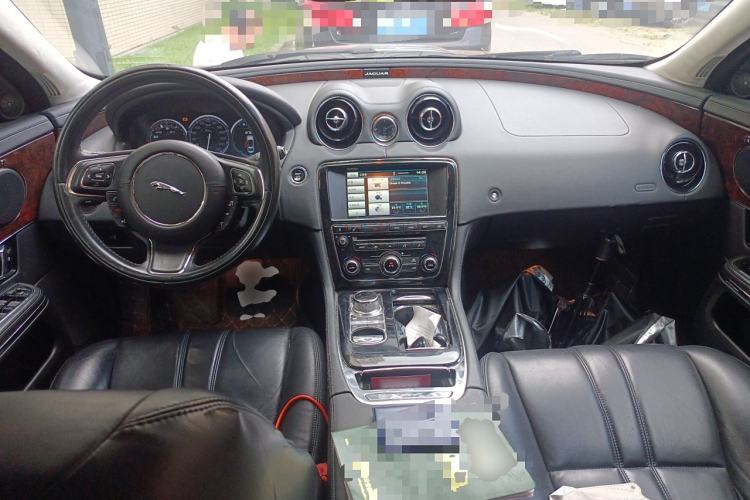 Used Jaguar XJ 2015 XJL 2.0T Two-Wheel Drive Panoramic Business Edition