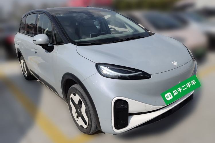 Used ARCFOX Kaola 2023 Parent-Child Edition Front Right 45 Deg