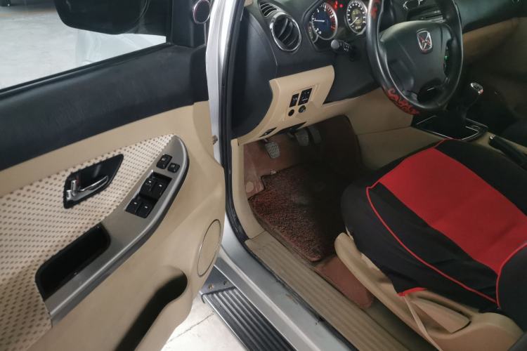 Used JMC Yusheng S350 2013 2.4T Two-Wheel-Drive Special Edition
