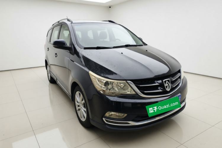 Used Baojun 730 2016 1.5L Manual Luxury Edition 7 Seats Front Right 45 Deg