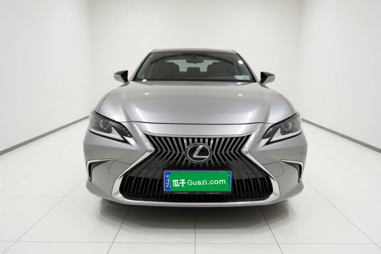 Used Lexus ES 2020 200 Excellence Edition Front