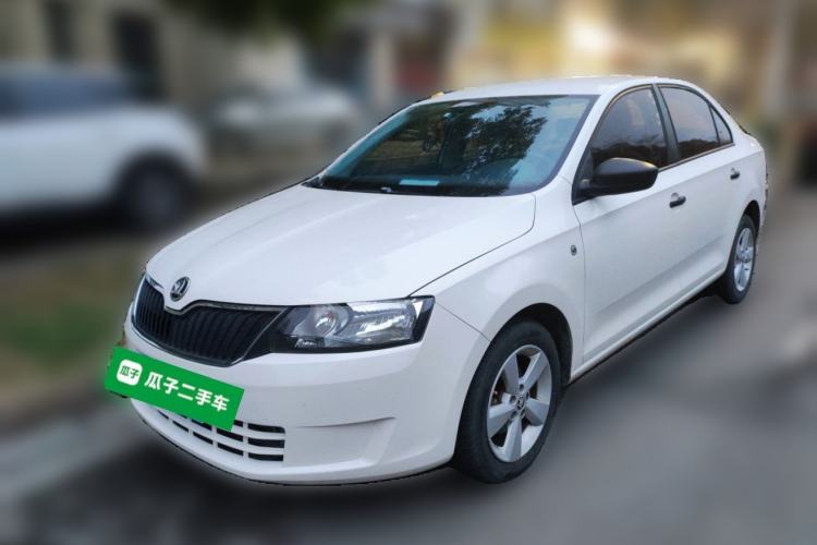 Used Skoda Rapid 2015 1.4L Manual Enjoyment Model