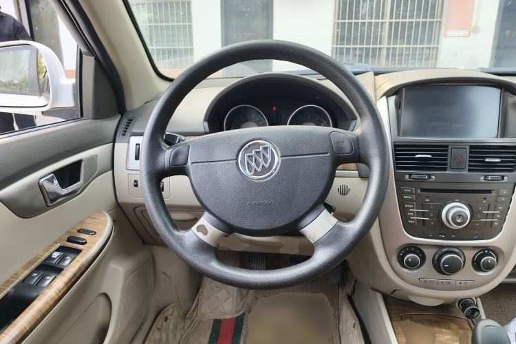 Used Buick Excelle 2015 1.5L Manual Classic Trim
