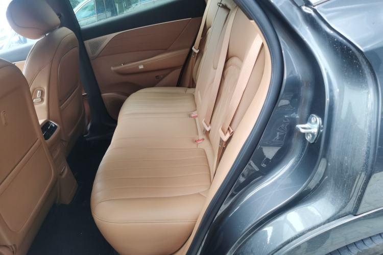 Used Dongfeng Aeolus L8 2025 Model 112KM Dream Edition Left Rear Seat