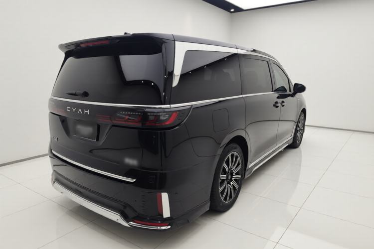 Used VOYAH Dream 2025 EV Four-Wheel Drive Prestige Kunpeng Edition Rear Right 45 Deg