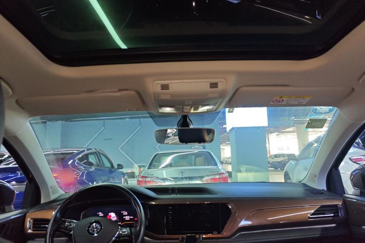 Used Volkswagen Tharu 2019 280TSI Two-Wheel Drive Flagship Version China VI Standard Headliner