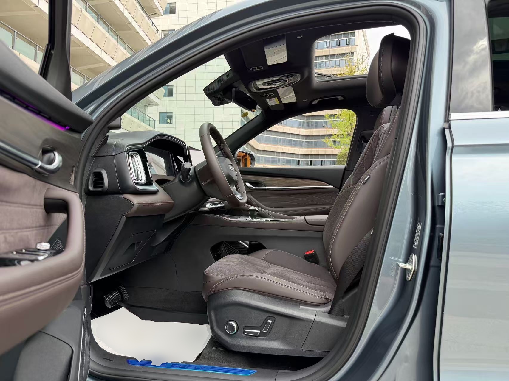 Geely Auto Monjaro L 2026 Model Oriental Yao 2.0TD Automatic Wangyue Edition — снимка 17