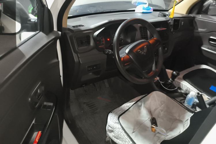 Used Wuling Hongguang V 2019 1.5L Base Version China VI LAR Driver Seat
