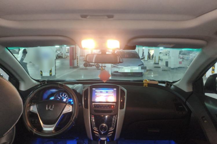 Used Luxgen U6 SUV 2015 1.8T Fashion-Upgraded Model
