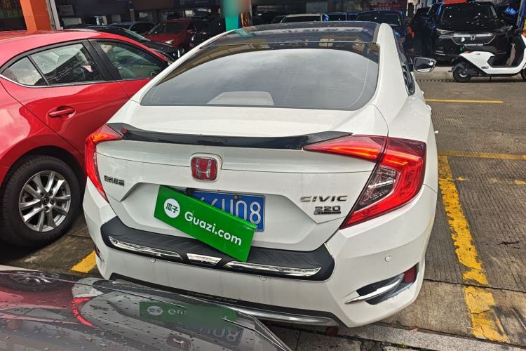 Used Honda Civic 2016 180TURBO CVT Comfort Version
