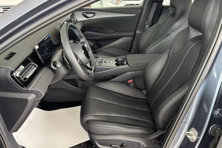 Used BYD Seal 06 New Energy 2025 DM-i Smart Drive 120KM Deluxe Model
