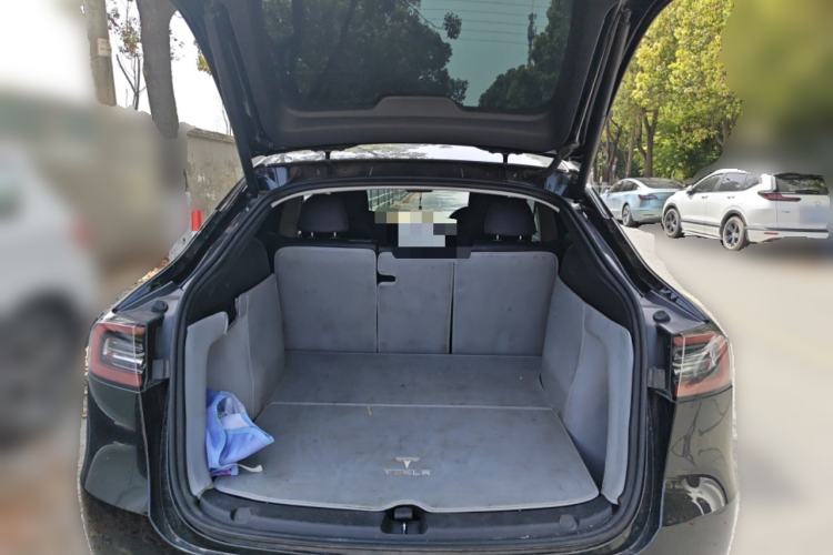 Used Tesla Model Y 2023 Rear-Wheel-Drive Version