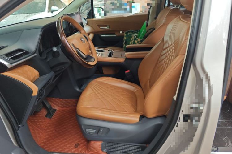 Used Toyota SIENNA 2021 2.5L Hybrid Luxury Edition