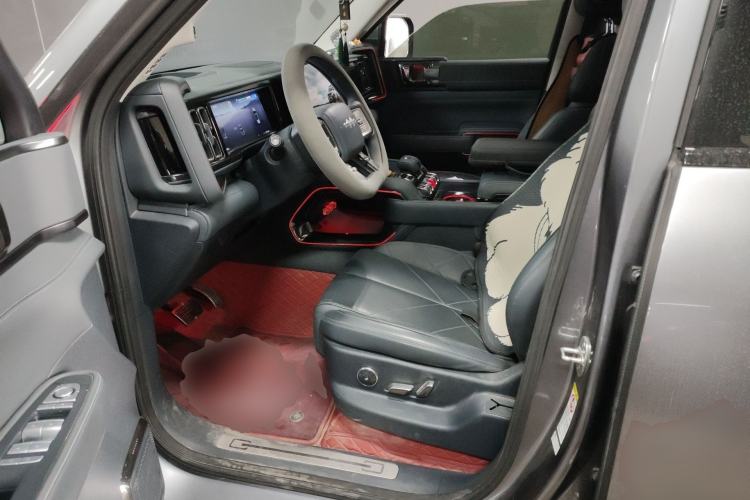 Used Formula Leopard 5 2023 Navigator Edition
