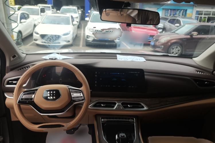 Used Landian E5 2024 Honor Edition 100KM Premium Model 7 Seats
