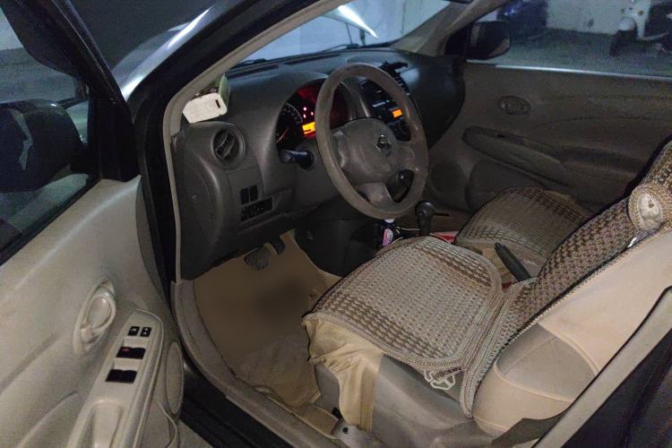 Used Nissan Sunny 2011 1.5XE CVT Comfort Edition Driver Seat