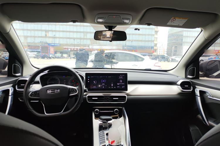 Used Geely Auto Coolray 2023 1.5T DCT Platinum Edition