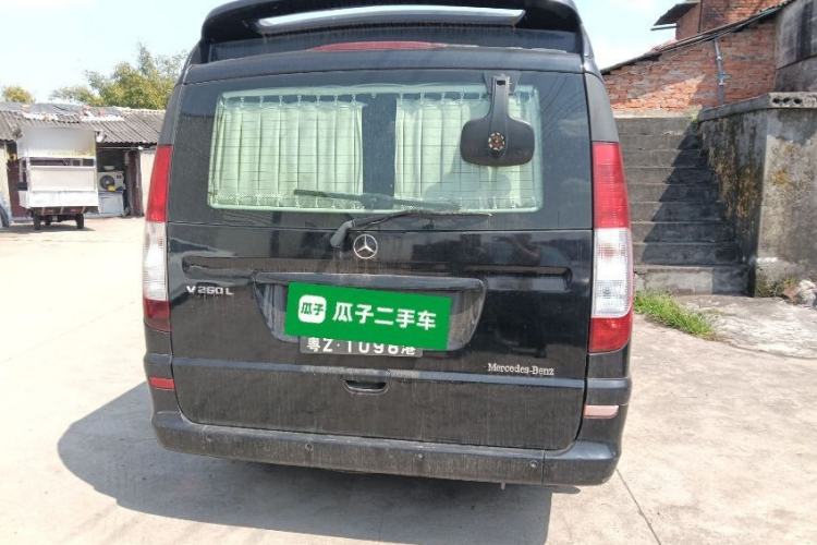 Used Mercedes-Benz Vito 2011 2.5L 7-seater executive version Rear