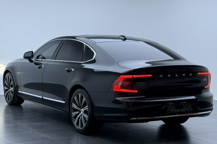 Used Volvo S90 2023 B5 Zhiyuan Luxury Edition