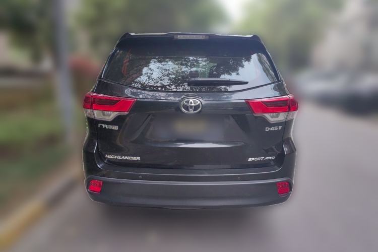 Used Toyota Highlander 2018 2.0T Four-Wheel Drive Luxury Version 7 Seats China VI Standard
