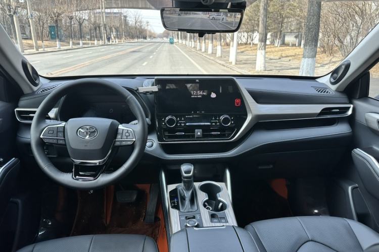 Used Toyota Highlander 2024 380T Four-Wheel Drive Ultimate 7-Seater Interior 4