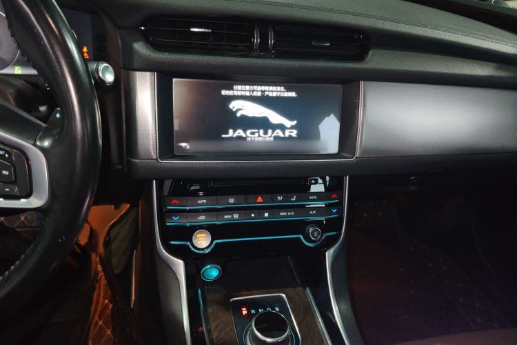 Used Jaguar XFL 2017 XFL 2.0T 240PS Luxury Edition