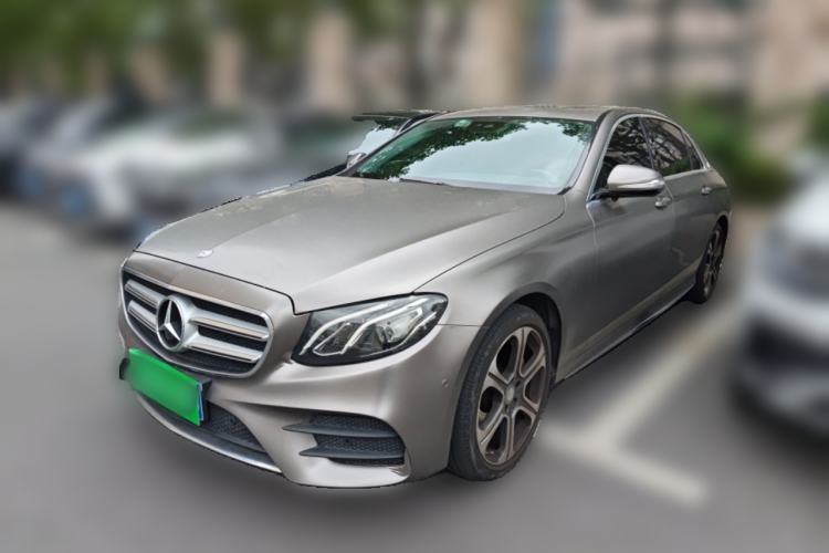 Used Mercedes-Benz E-Class 2016 E 300 L Sporty and Stylish Model